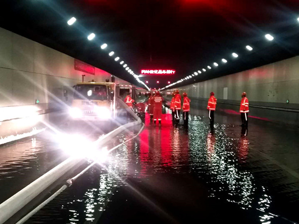 金固防汛搶險(xiǎn)隊(duì)圓滿完成防汛演練作業(yè)任務(wù)